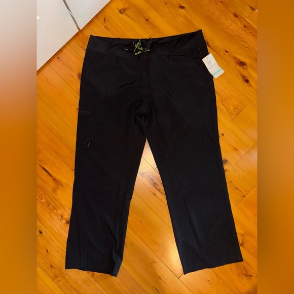 Women’s med couture pants. NWT - Picture 4 of 7